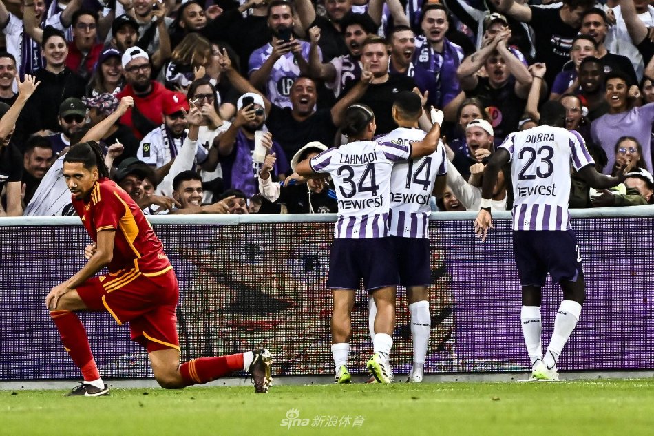 利物浦一直 利物浦一直